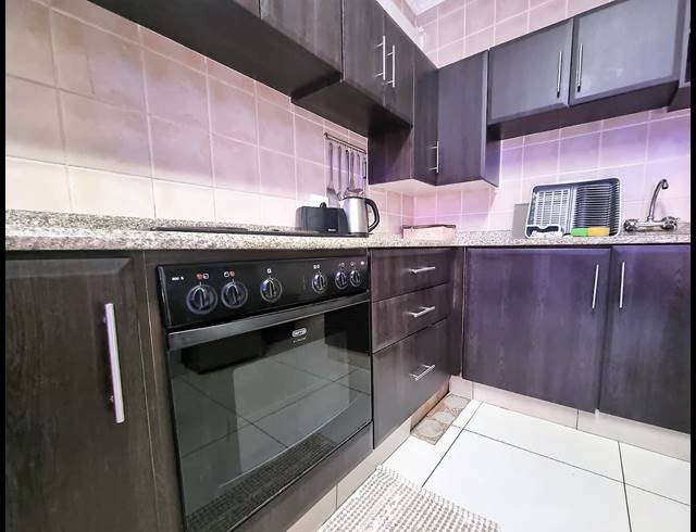 2 bed property to rent in WINKLESPRUIT